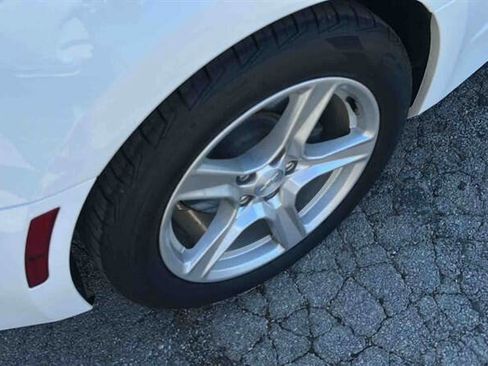 Used 2021 Chevrolet Camaro LT image 9