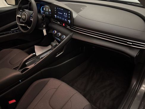 New 2026 Hyundai Elantra Sport FWD image 19