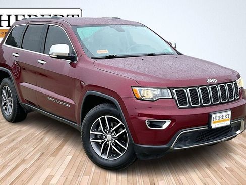 Used 2017 Jeep Grand Cherokee Limited image 2