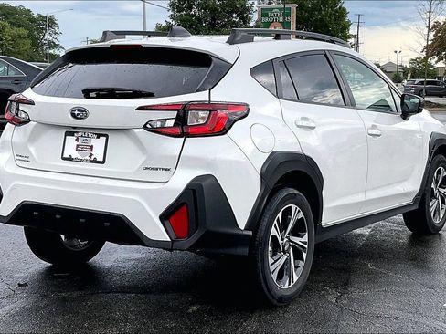 Used 2025 Subaru Crosstrek 2.5i Premium AWD/4WD image 16