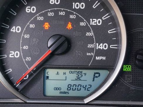 Used 2014 Toyota RAV4 XLE image 20