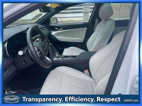 Used 2024 Genesis G70 3.3T Advanced w/ Sport Prestige Package image 15