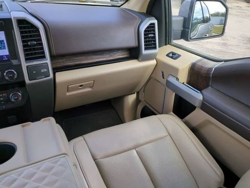 Used 2020 Ford F150 Lariat w/ Equipment Group 501A Mid image 18