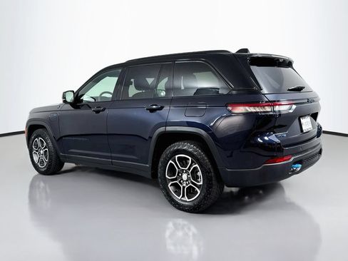 Used 2023 Jeep Grand Cherokee Trailhawk w/ Luxury Tech Group III AWD/4WD image 8