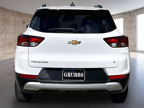 Used 2026 Chevrolet TrailBlazer LT FWD image 5