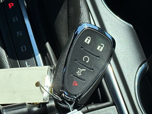 Certified 2023 Chevrolet Equinox LT FWD image 36