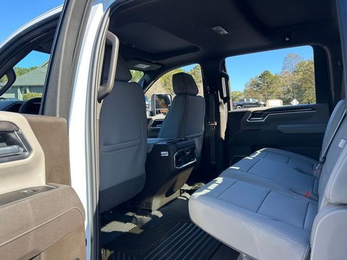 New 2026 Chevrolet Silverado 3500 LTZ w/ LTZ Premium Package image 46