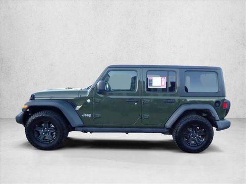 Used 2020 Jeep Wrangler Unlimited Sport S image 2
