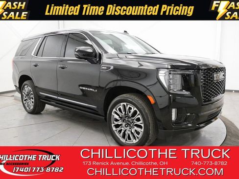 Used 2024 GMC Yukon Denali Ultimate AWD/4WD image 1
