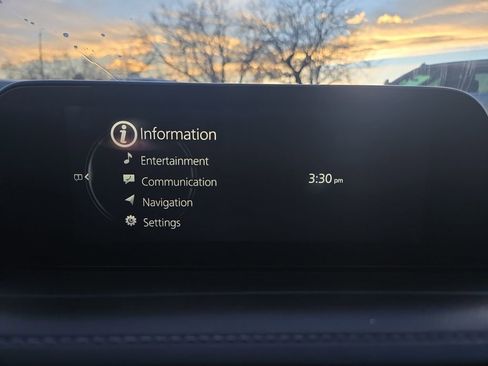 Used 2023 MAZDA CX-30 AWD 2.5 S w/ Premium Package image 16