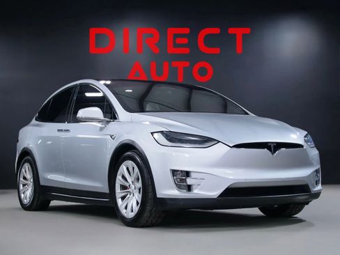 Used 2017 Tesla Model X 90D image 2