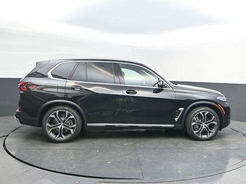 New 2026 BMW X5 xDrive50e w/ Premium Package image 8
