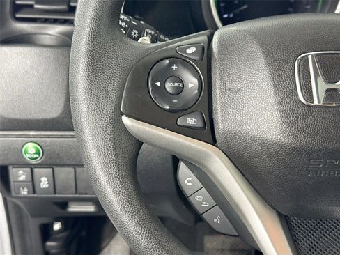 Used 2018 Honda Fit EX image 16