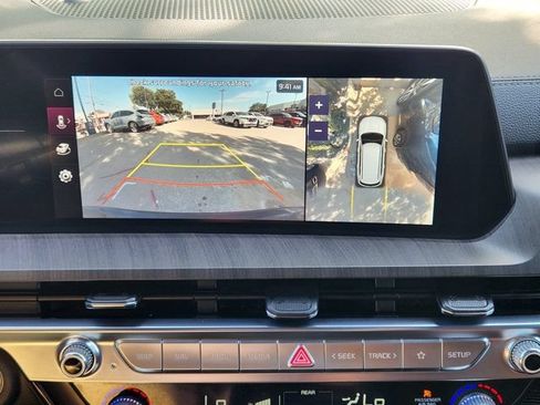 Used 2024 Kia Telluride SX FWD image 16