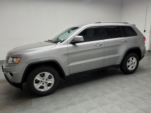 Used 2015 Jeep Grand Cherokee Laredo w/ Quick Order Package 23E image 2