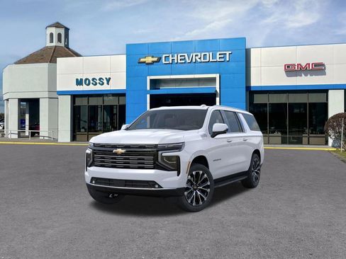 New 2026 Chevrolet Suburban High Country RWD image 8