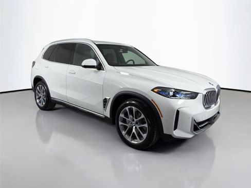 New 2026 BMW X5 xDrive40i w/ Climate Comfort Package AWD/4WD image 3