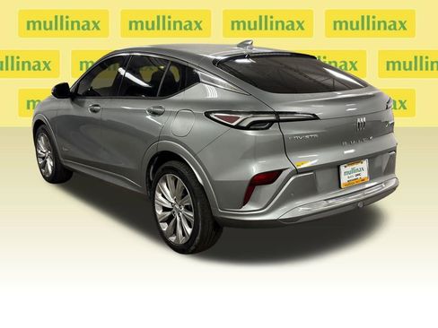 Used 2024 Buick Envista Sport Touring FWD image 17