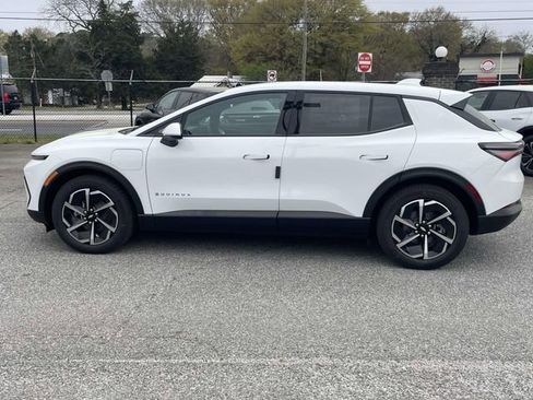 New 2026 Chevrolet Equinox EV LT FWD image 6