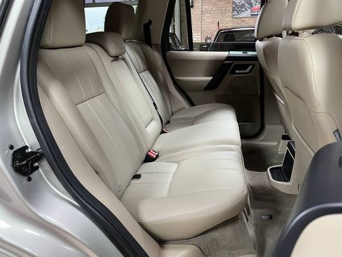 Used 2013 Land Rover LR2 AWD/4WD image 24
