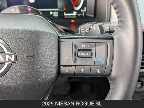 Certified 2025 Nissan Rogue SL w/ Tech Package FWD image 19