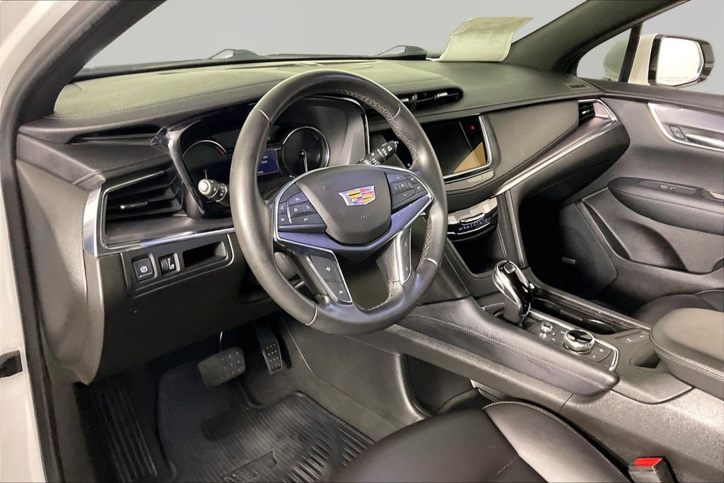Certified 2022 Cadillac XT5 Luxury FWD image 15