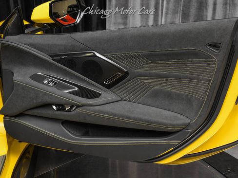Used 2026 Chevrolet Corvette ZR1 w/ ZR1 Carbon Fiber Aero Package RWD image 30
