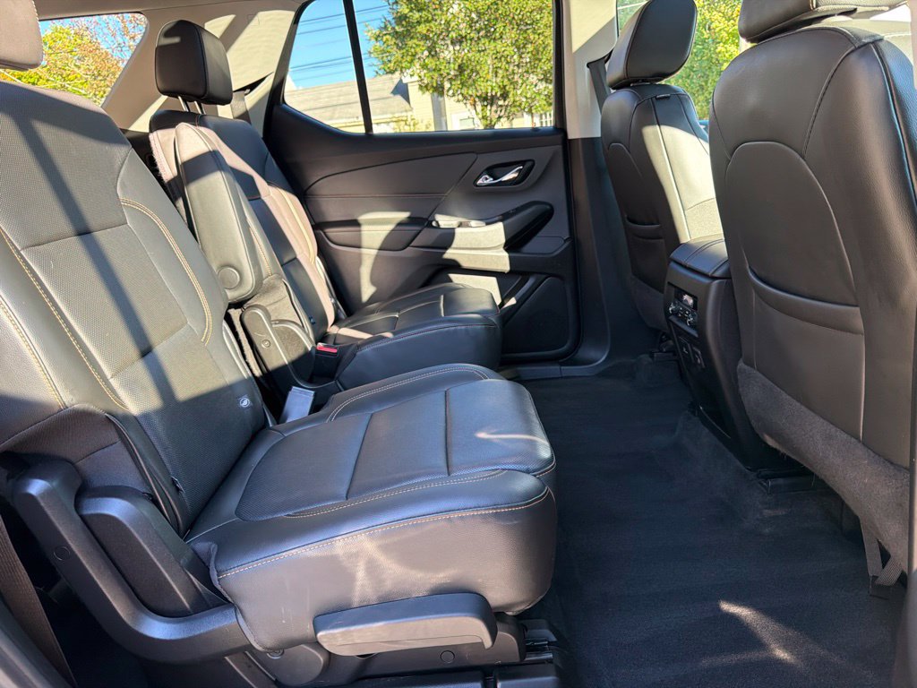 Used 2020 Chevrolet Traverse Premier AWD/4WD image 31