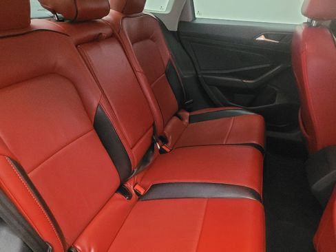 Used 2022 Volkswagen Jetta SE w/ Panoramic Sunroof Package FWD image 19