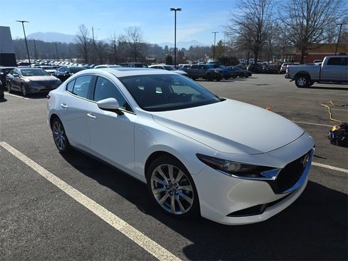 Used 2023 MAZDA MAZDA3 s image 1