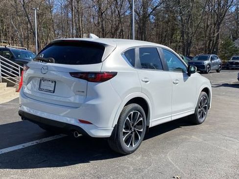 New 2025 MAZDA CX-5 AWD 2.5 S w/ Preferred Package image 5