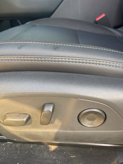 Used 2024 Chevrolet Equinox EV LT FWD image 10