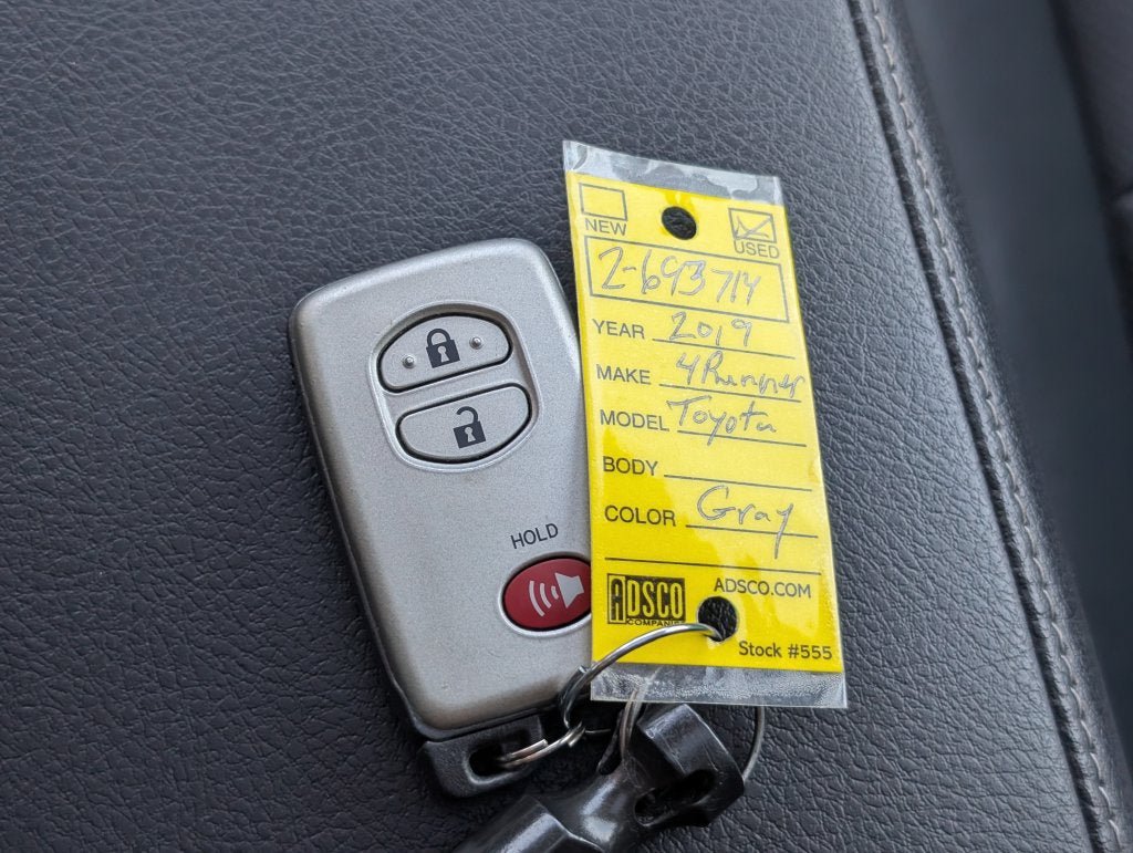 Certified 2019 Toyota 4Runner Limited AWD/4WD image 32