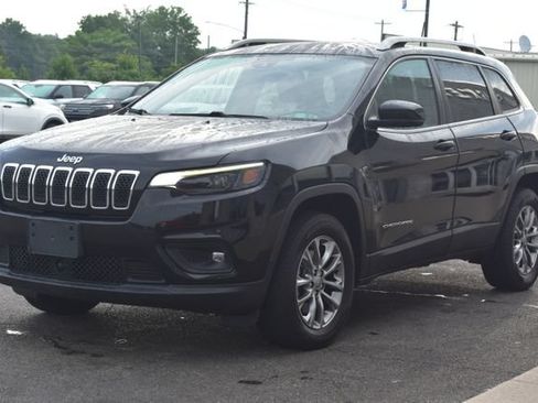 Used 2021 Jeep Cherokee Latitude Plus AWD/4WD image 12