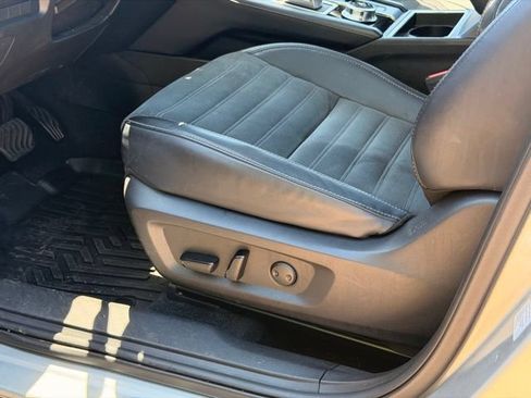 Used 2024 Mitsubishi Outlander SE FWD image 23