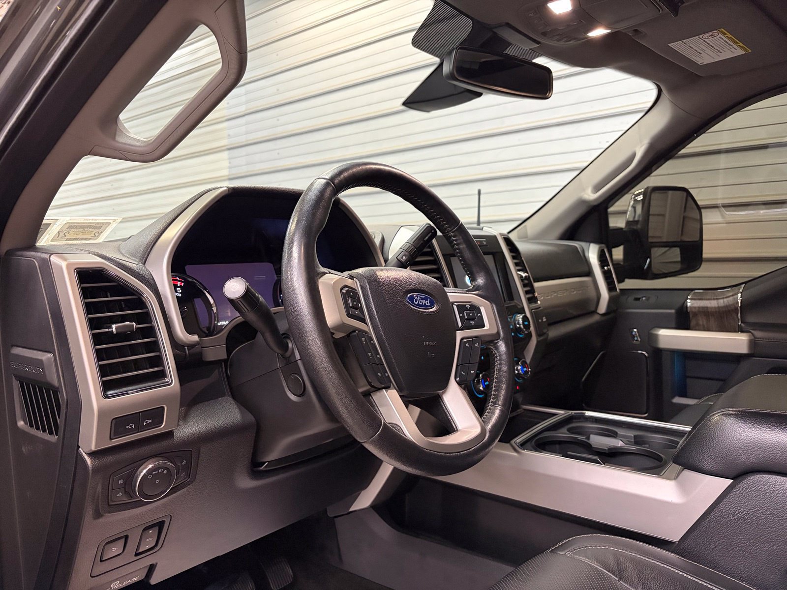 Used 2018 Ford F350 Lariat w/ Lariat Ultimate Package AWD/4WD image 12