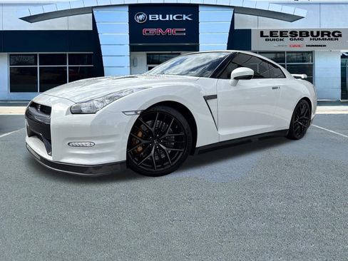 Used 2013 Nissan GT-R Premium AWD/4WD image 3