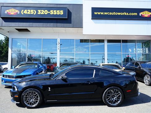 Used 2012 Ford Mustang Shelby GT500 w/ SVT Performance Pkg image 15