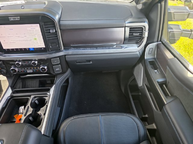 New 2027 Ford F250 Platinum w/ FX4 Off-Road Package AWD/4WD image 15