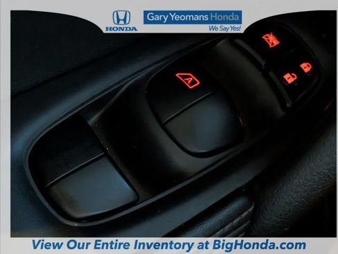 Used 2017 Nissan Rogue SL w/ SL Premium Package FWD image 23