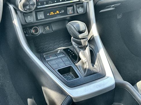 Used 2024 Toyota RAV4 XLE w/ Weather Package AWD/4WD image 21