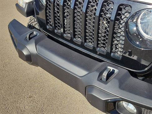 Certified 2021 Jeep Gladiator Sport image 7