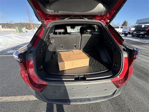 New 2026 Chevrolet Equinox EV LT image 27