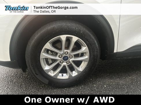 Used 2022 Ford Escape SE image 9