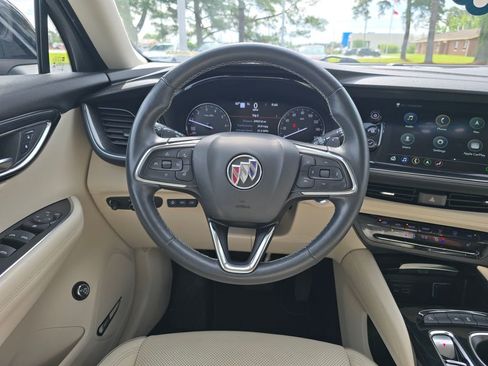 Used 2022 Buick Envision Essence w/ Technology Package I FWD image 13