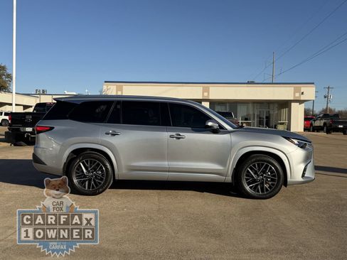 Used 2025 Lexus TX 350 AWD image 2