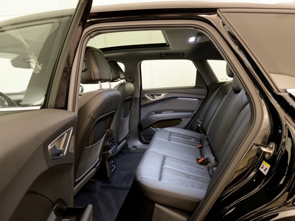 Used 2023 Audi Q4 e-tron Premium Plus w/ Premium Plus RWD image 25