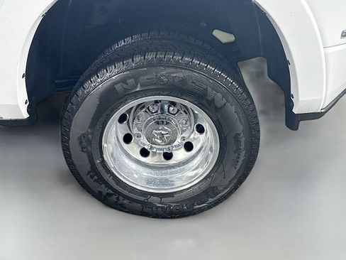 New 2025 RAM 3500 Longhorn image 17