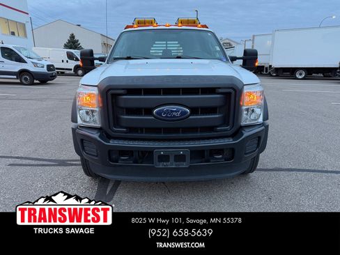 Used 2016 Ford F550 2WD Crew Cab Super Duty image 8