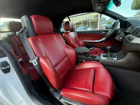 Used 2006 BMW M3 Convertible RWD image 27